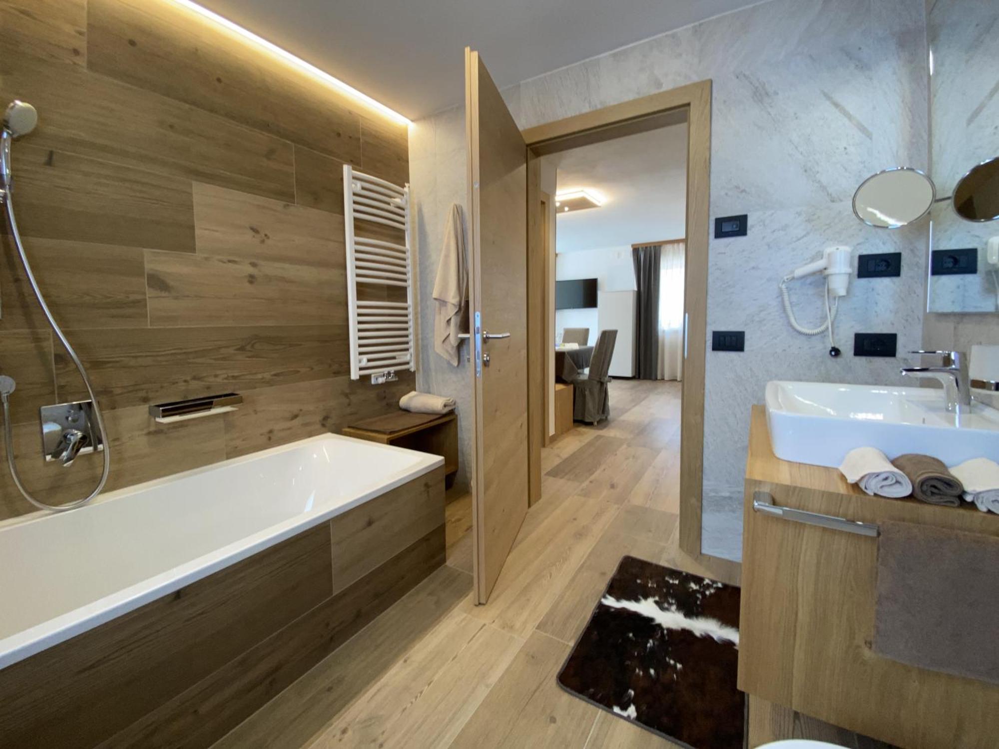 Ciasa Nene Franzl Apart otel Badia  Dış mekan fotoğraf